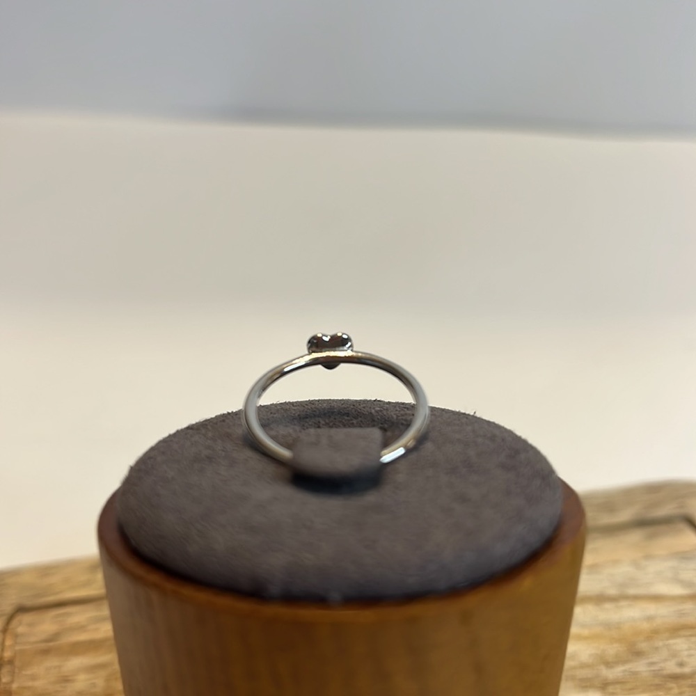 925 STERLING SILVER DAINTY PUFFED HEART MIDI THUMB RING - Picture 4 of 7